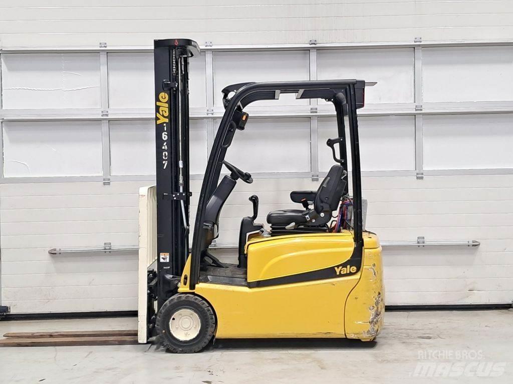 Yale ERP16VT شاحنات ذات رافعات شوكية تعمل بالكهرباء