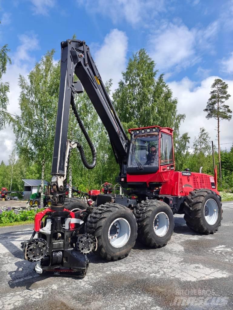 Komatsu 911.4 حصادات