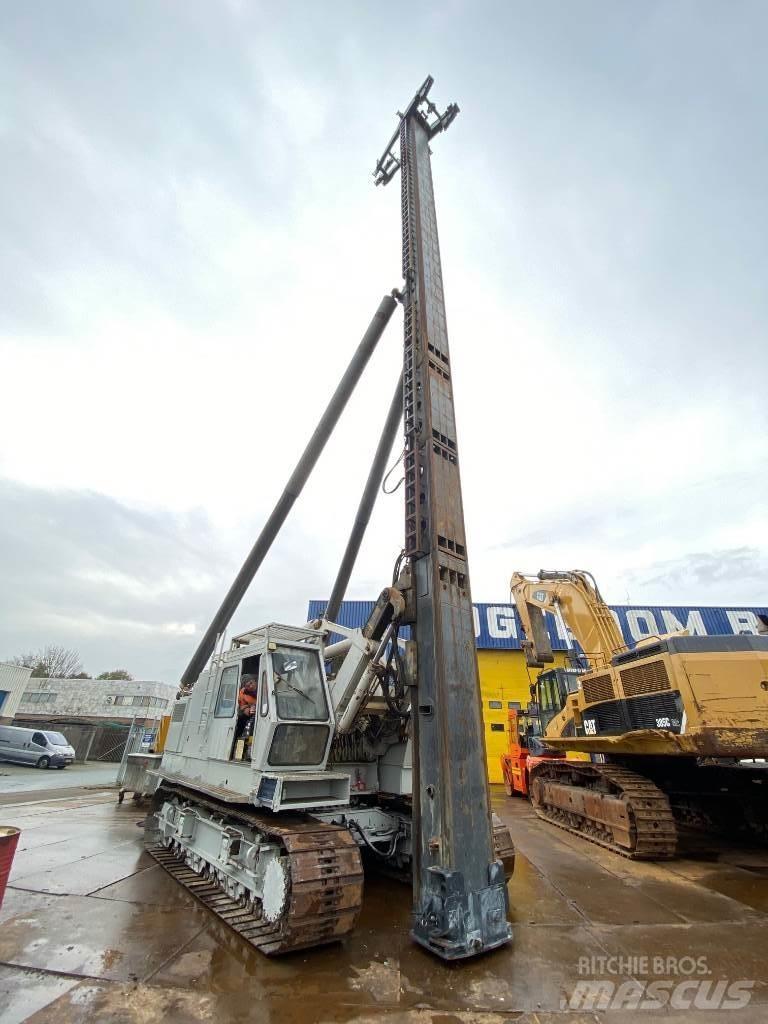Hitachi KH 150-3 منصات دق خوازيق