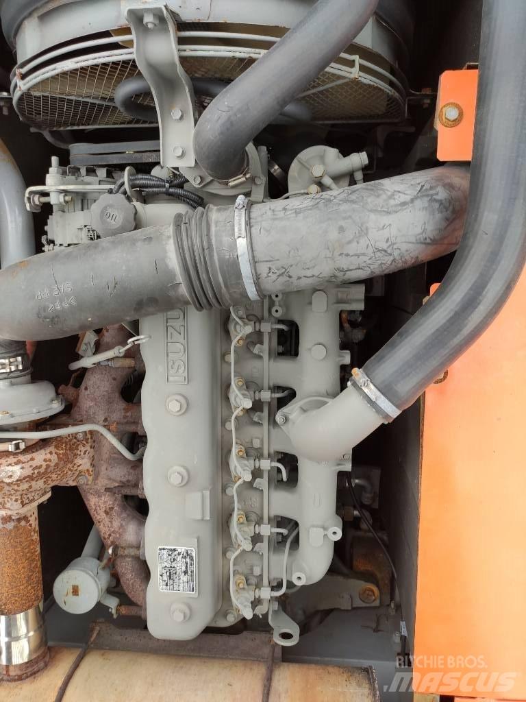 Hitachi ZX 210 H حفارات زحافة