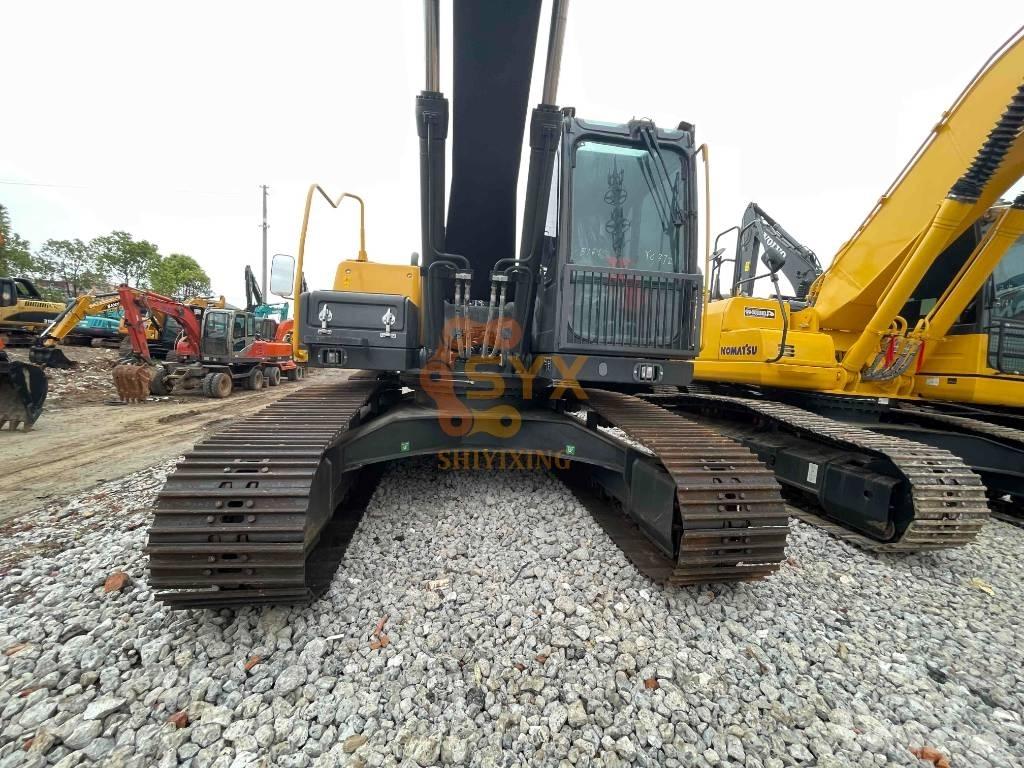 Volvo EC 240 B حفارات زحافة
