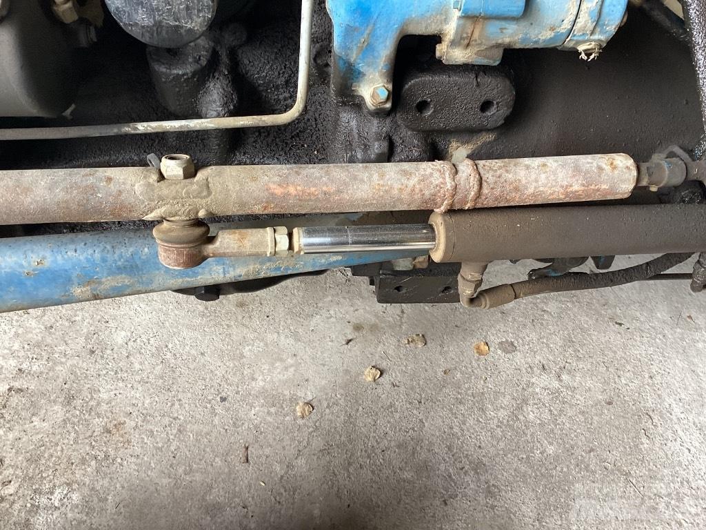 Ford 3000 الجرارات
