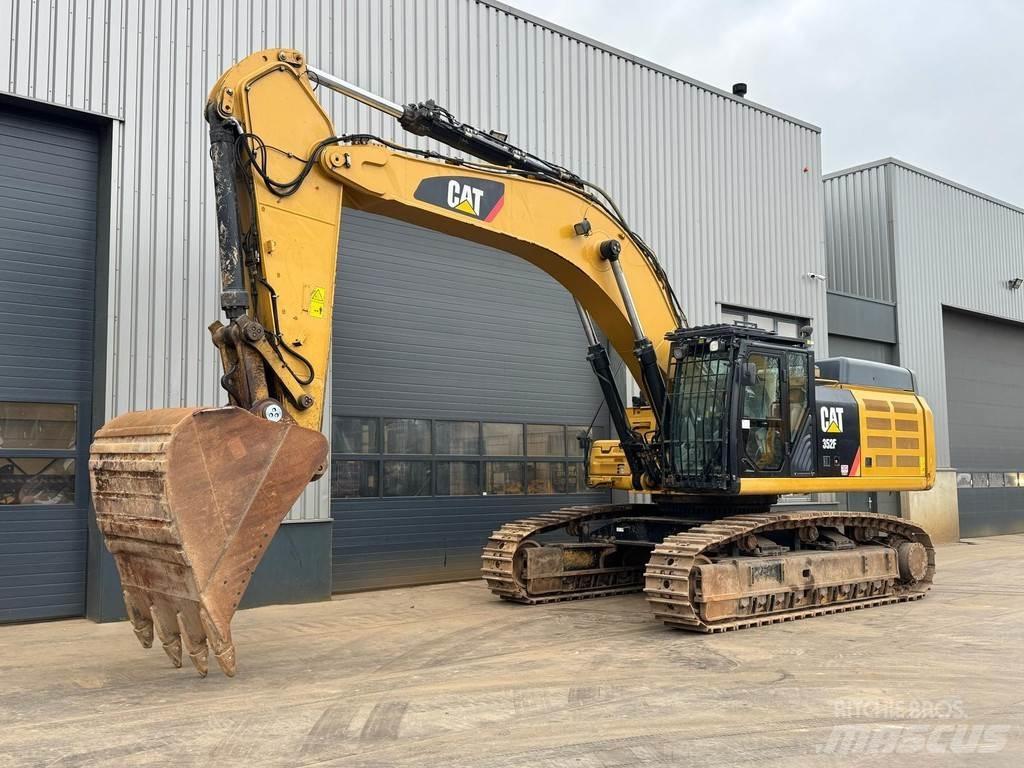 CAT 352F حفارات زحافة