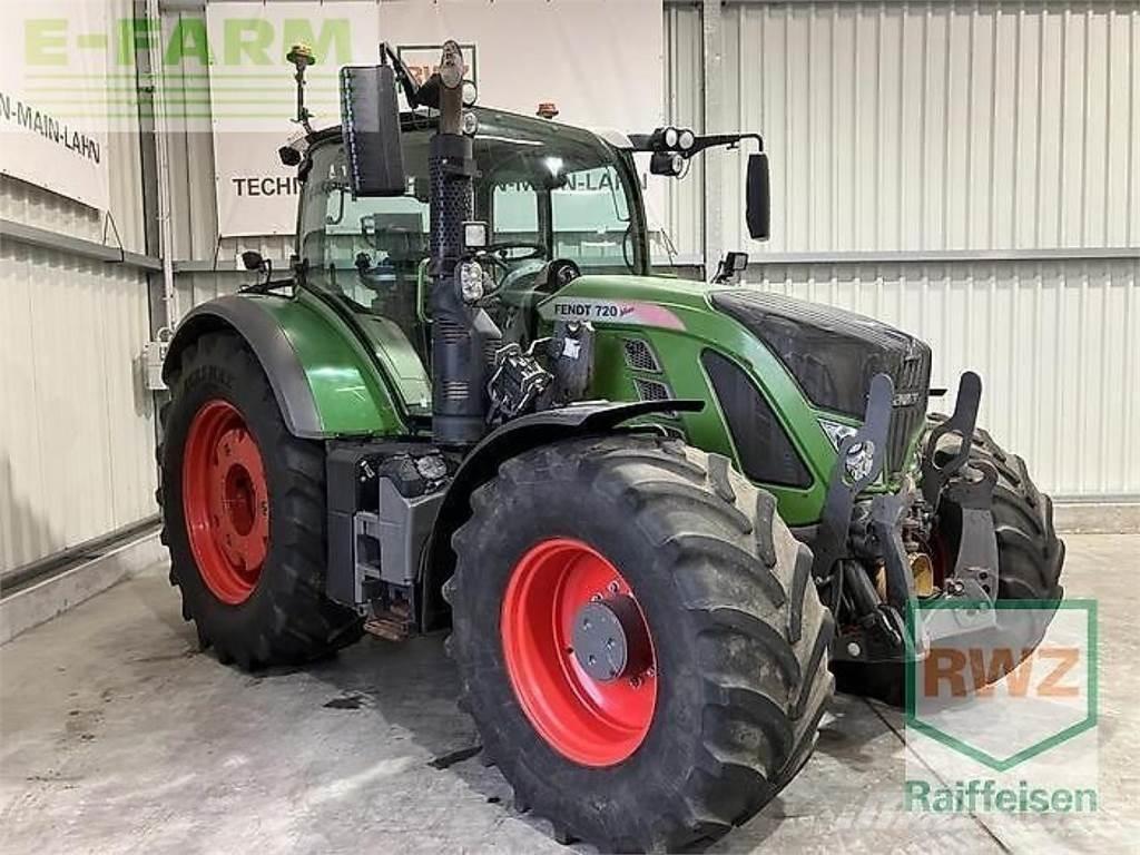 Fendt 700 vario s4 الجرارات