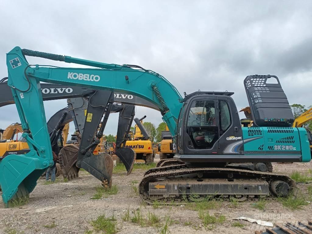 Kobelco SK 260 LC حفارات زحافة