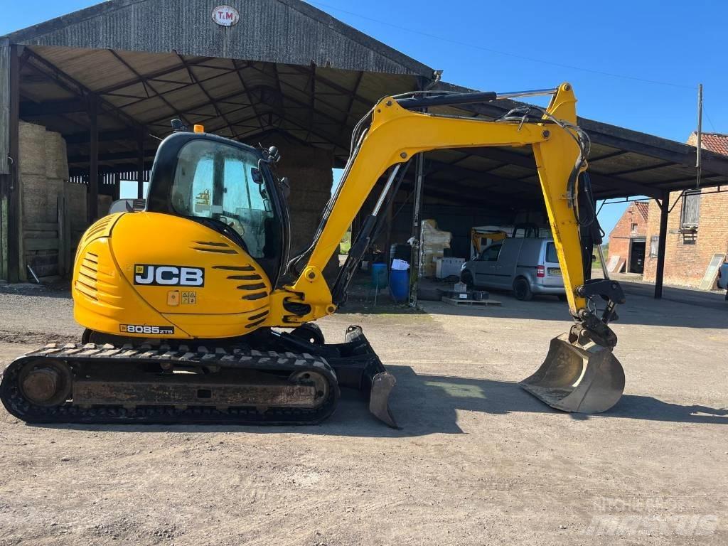 JCB 8085 ZTS حفارات وسط 7 طن - 12 طن