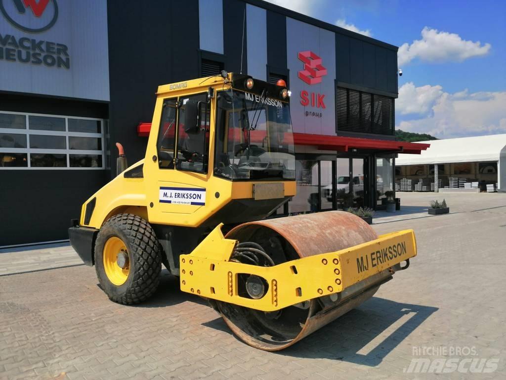 Bomag BW 177 D-4 مداحل أحادية الأسطوانة