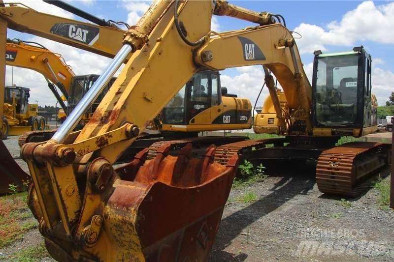 CAT 320C حفارات صغيرة أقل من 7 طن (حفارات صغيرة)