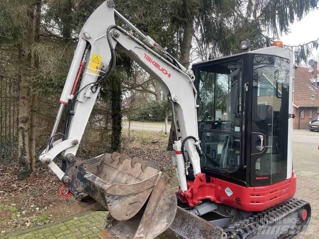 Takeuchi TB23R حفارات صغيرة أقل من 7 طن (حفارات صغيرة)