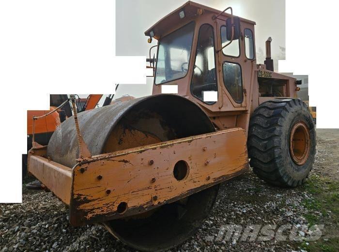 CAT CS 533 C مداحل ثنائية الاسطوانة