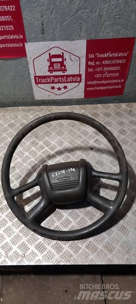 Scania 94 D.    1439128 كابينة والداخلية