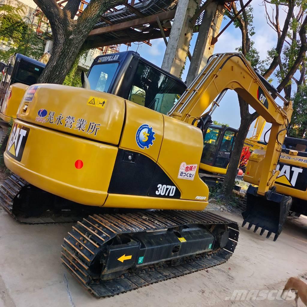 CAT 307 D حفارات وسط 7 طن - 12 طن
