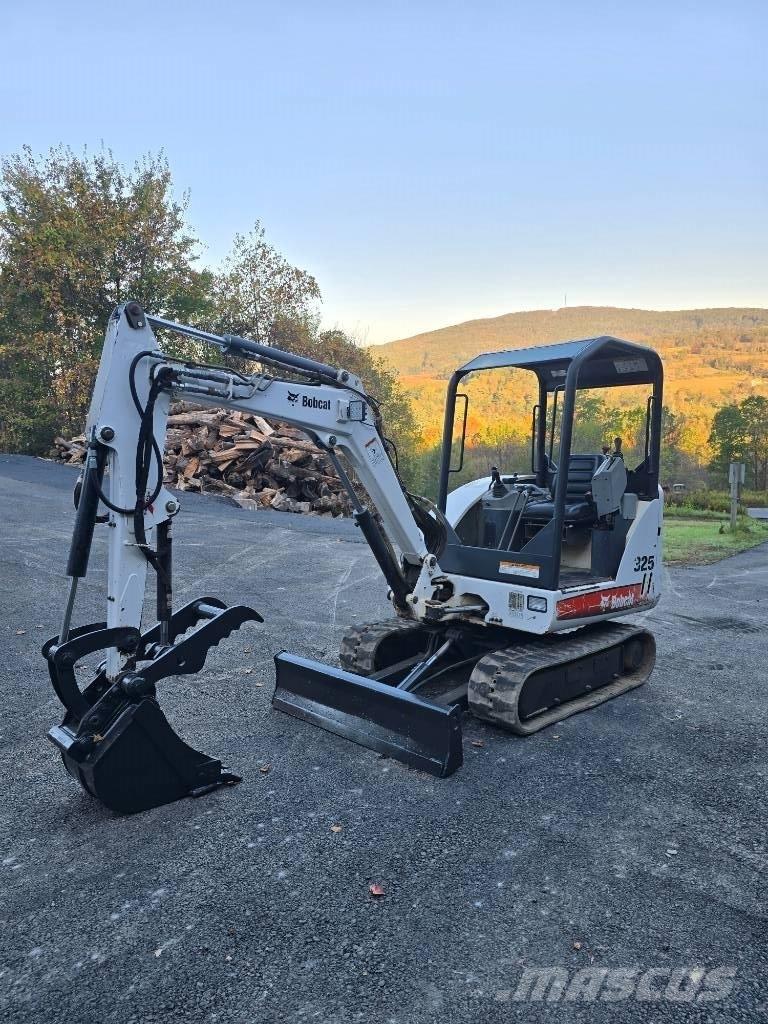 Bobcat 325 G حفارات صغيرة أقل من 7 طن (حفارات صغيرة)