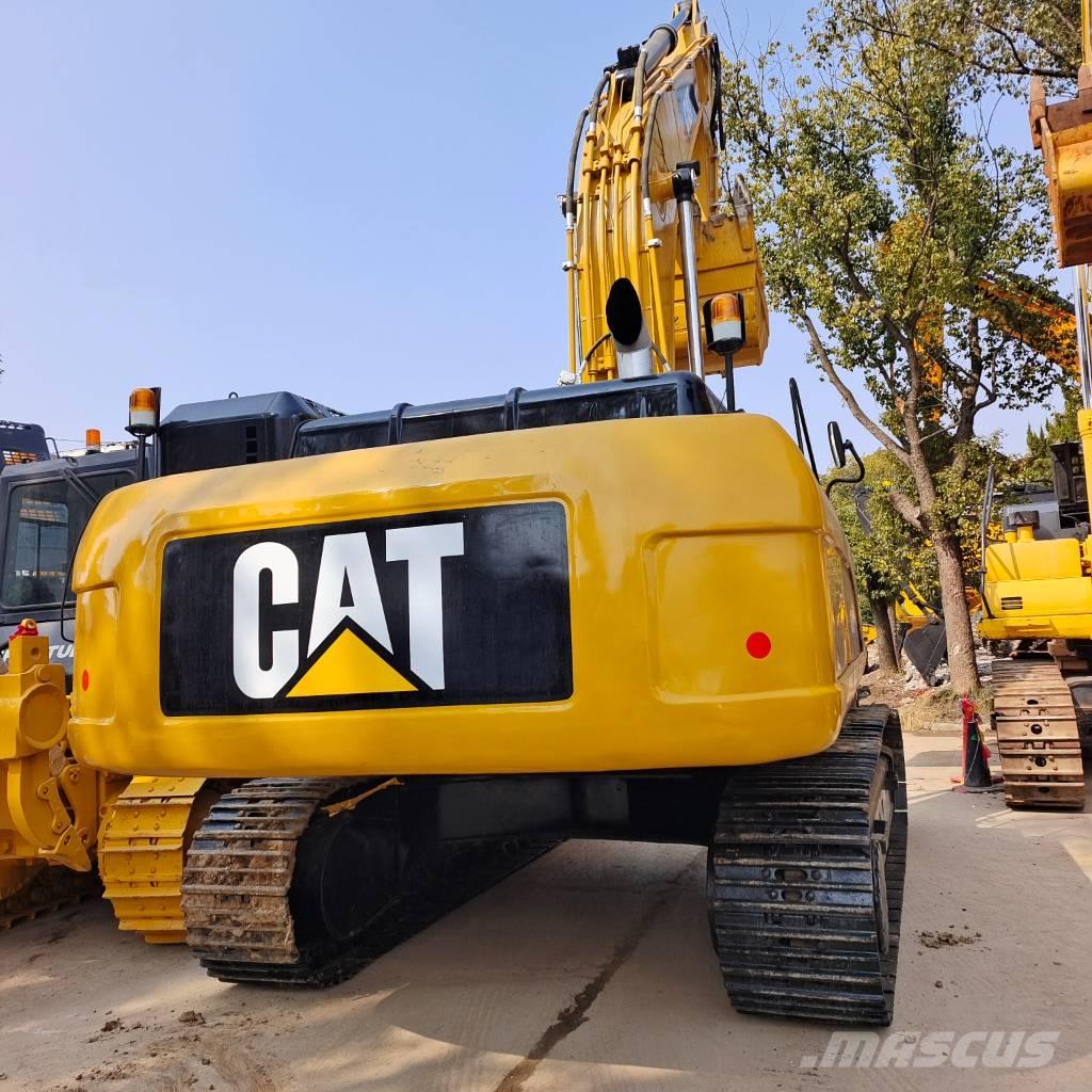 CAT 330 D حفارات زحافة