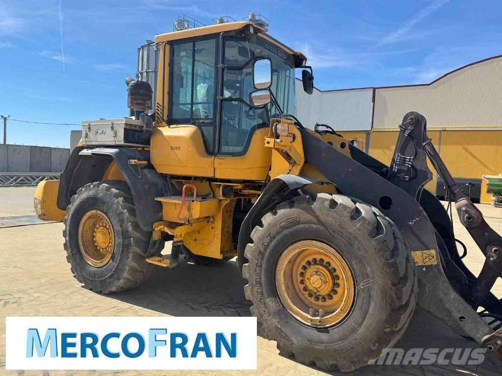 Volvo L 90 G لوادر بعجل