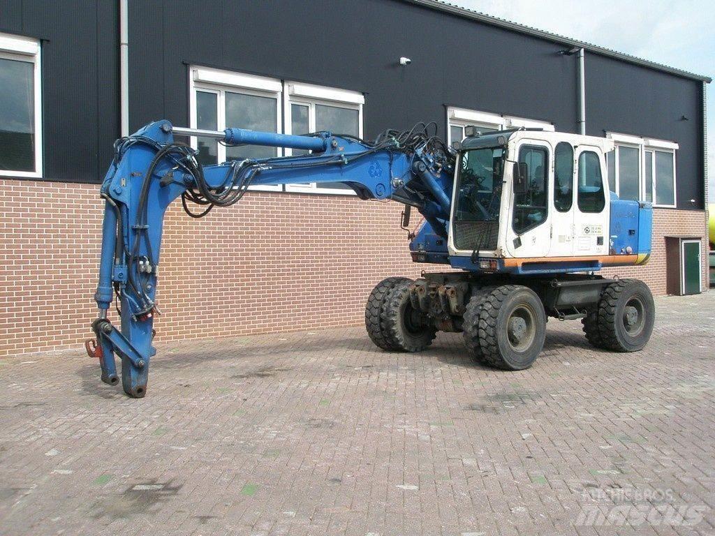 Atlas 1404 حفارات بعجل