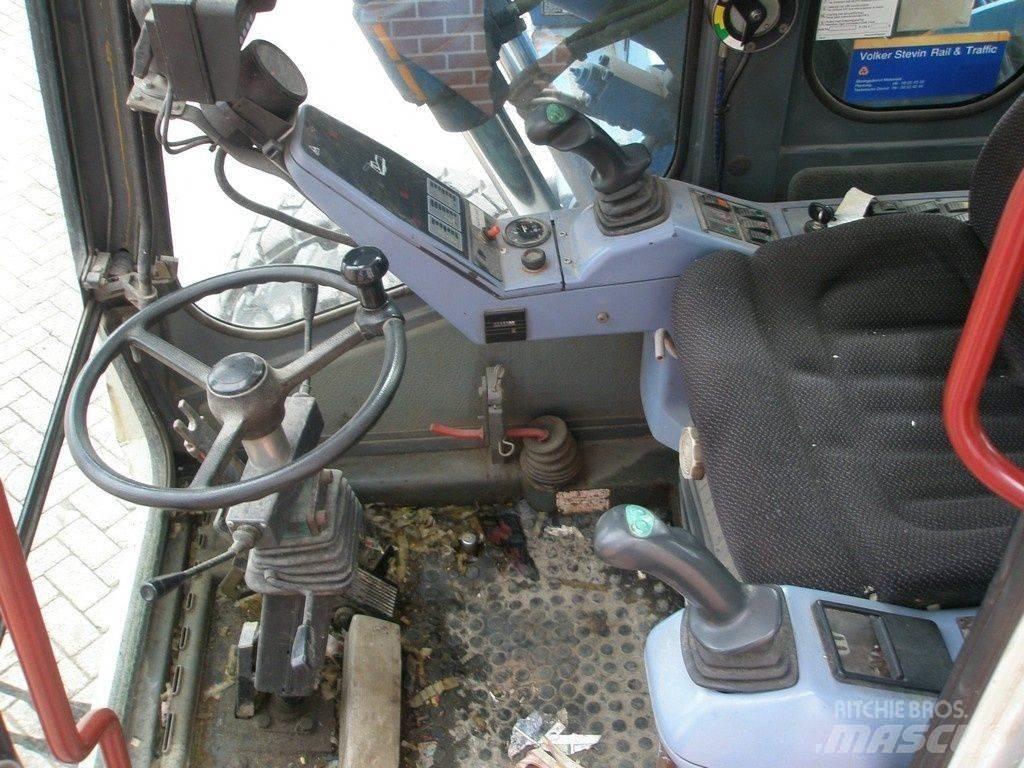 Atlas 1404 حفارات بعجل