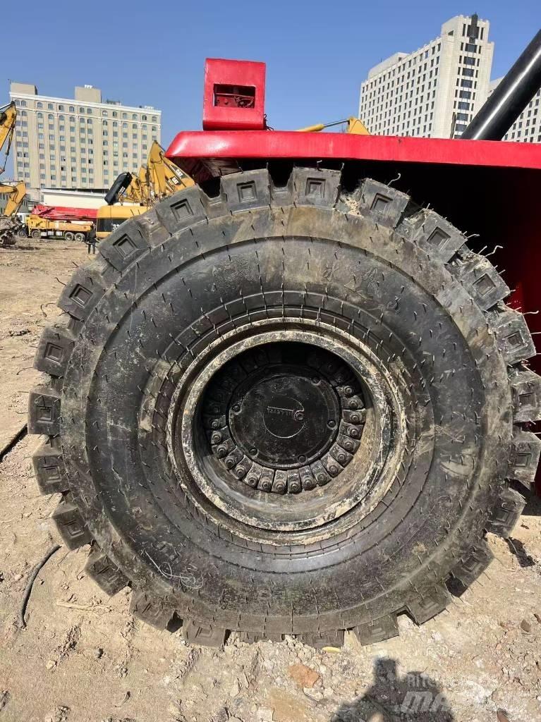 Kalmar DRT 450 رافعات حاويات