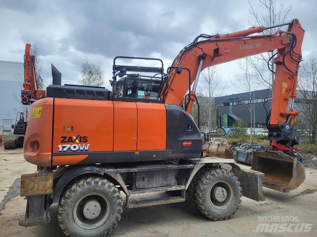 Hitachi ZX170W-6 حفارات بعجل