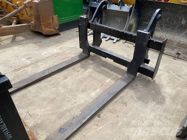CAT 926-930-938 شوكات