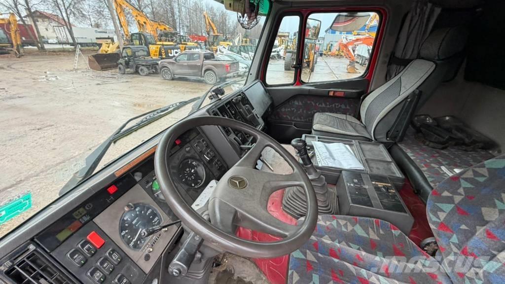 Mercedes-Benz 1827 مركبات النقل