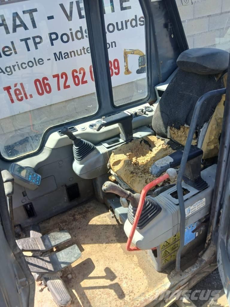 Komatsu PC 210 كابينة والداخلية