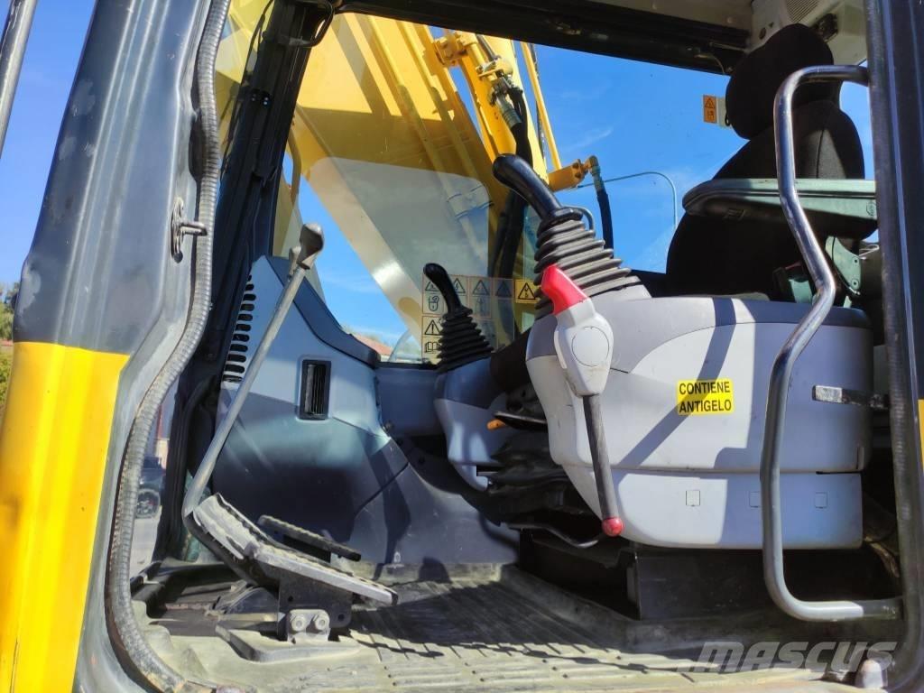 Komatsu PC 160 LC-7 حفارات زحافة