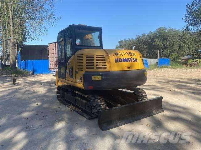 Komatsu pc70-8 حفارات زحافة