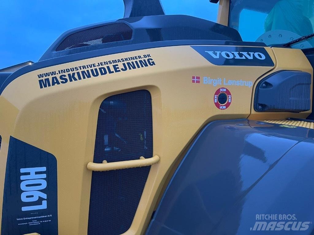 Volvo L 90 H لوادر بعجل