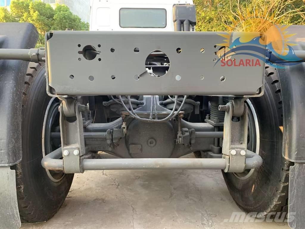 Howo 371 عربات نقل قلابة مجنزرة