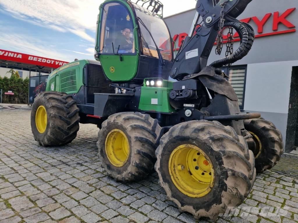 John Deere 1070 E حصادات
