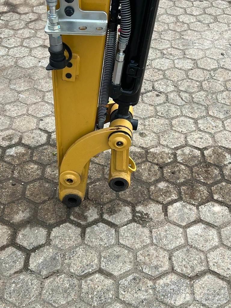 CAT 301.8 حفارات صغيرة أقل من 7 طن (حفارات صغيرة)