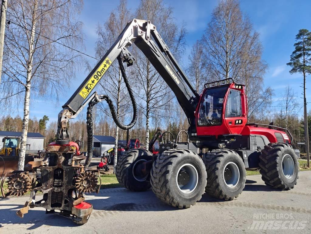 Komatsu 951 حصادات