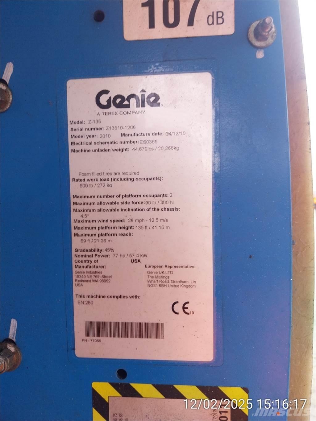 Genie Z135/70 رافعات سلة مفصلية