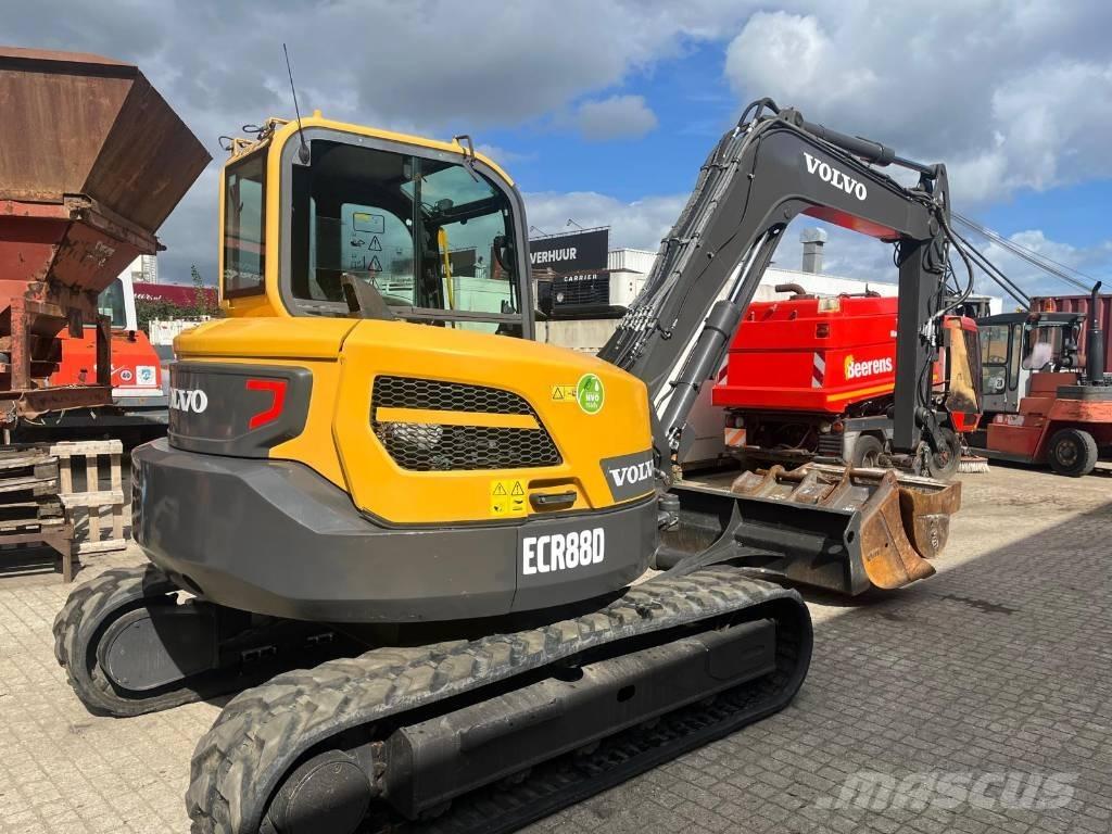 Volvo ECR 88 D حفارات وسط 7 طن - 12 طن