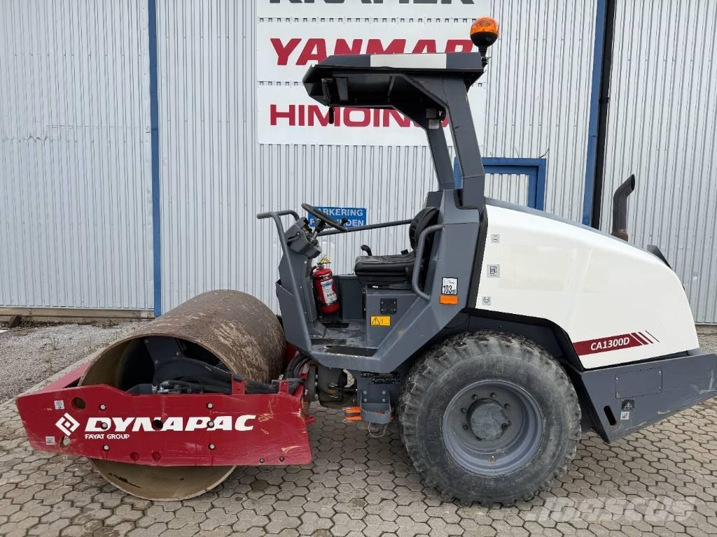 Dynapac CA 1300 D مداحل أحادية الأسطوانة