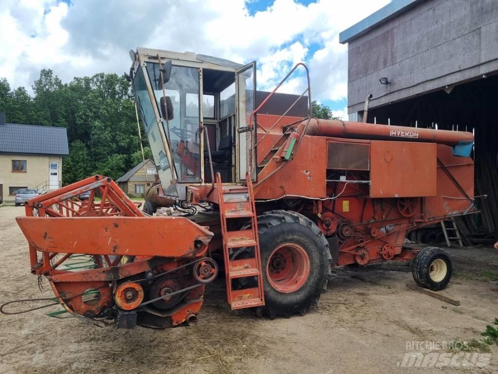 Laverda M152 حصادات