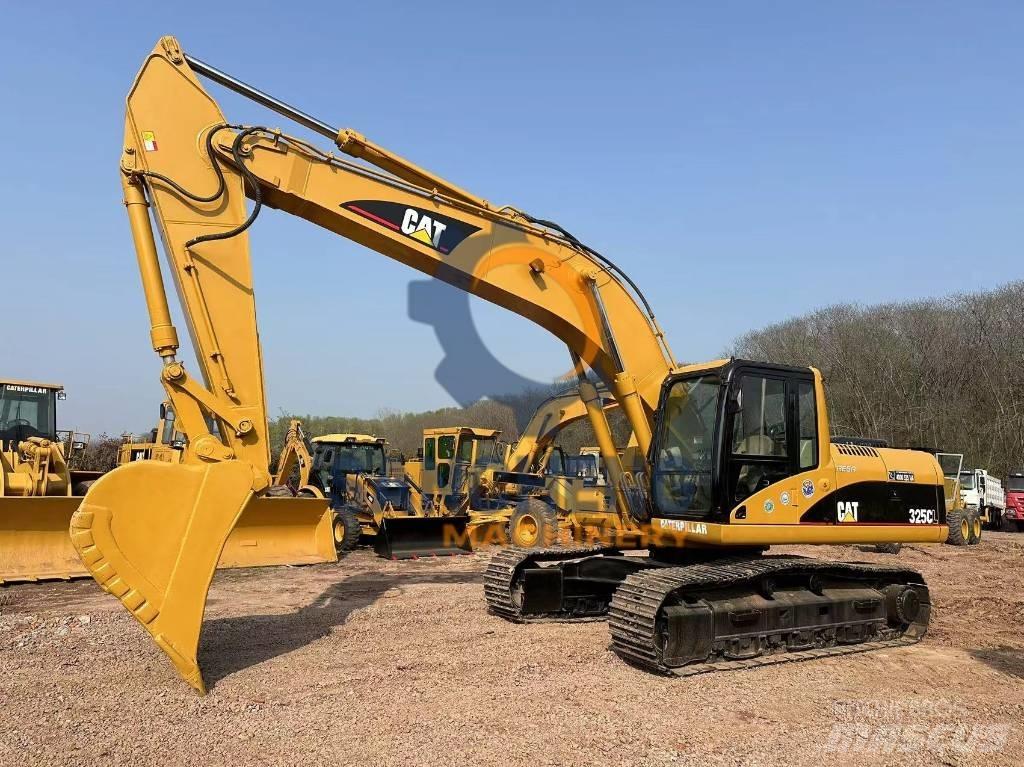 CAT 325 CL حفارات زحافة