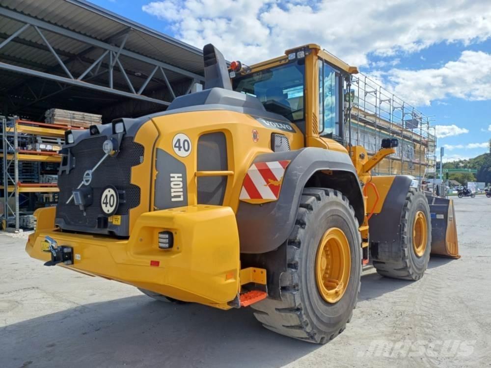 Volvo L110H لوادر بعجل