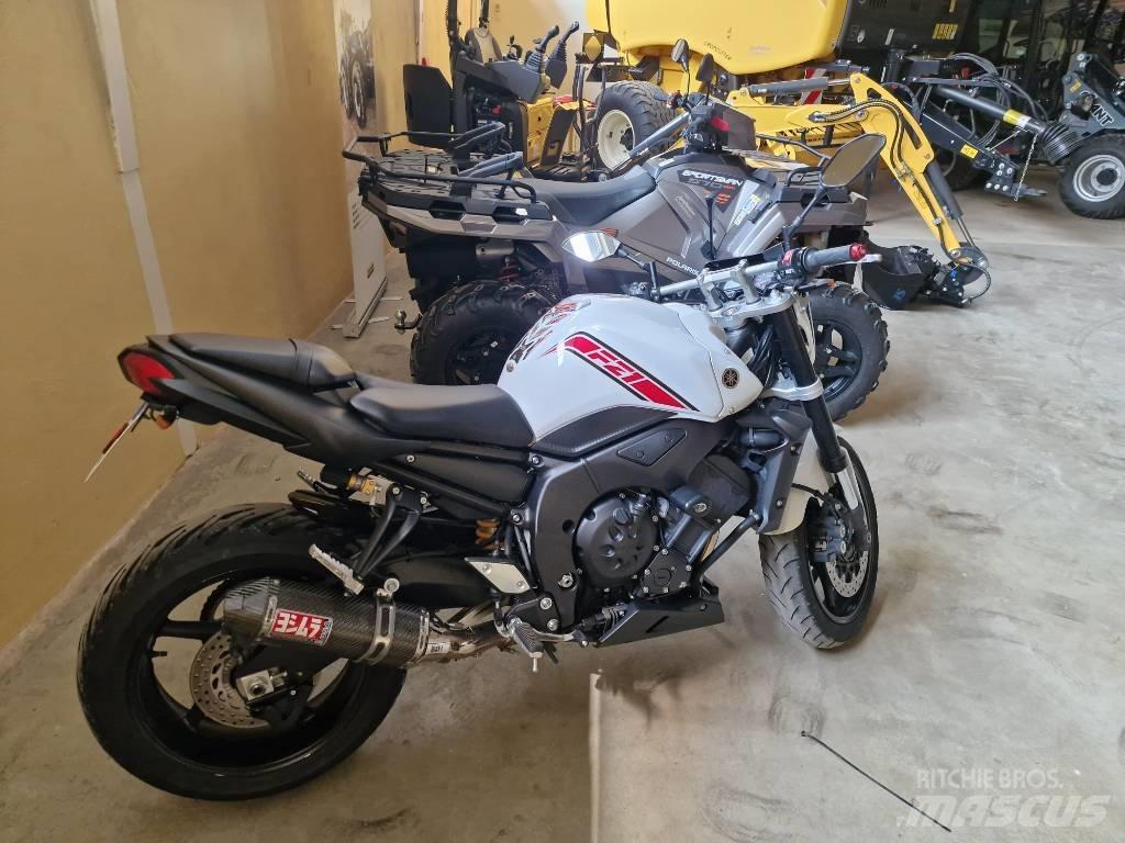 Yamaha FZ1 مكونات أخرى