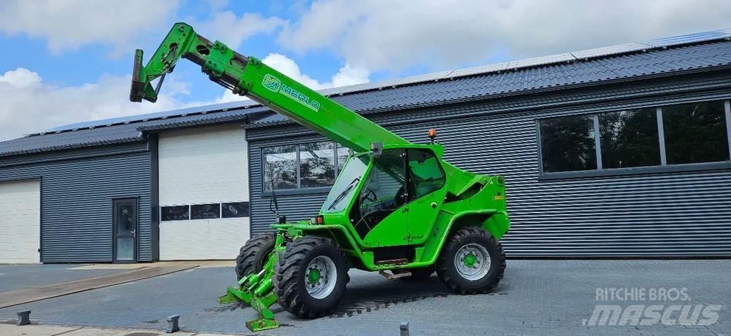 Merlo P40.14 مناولات متداخلة