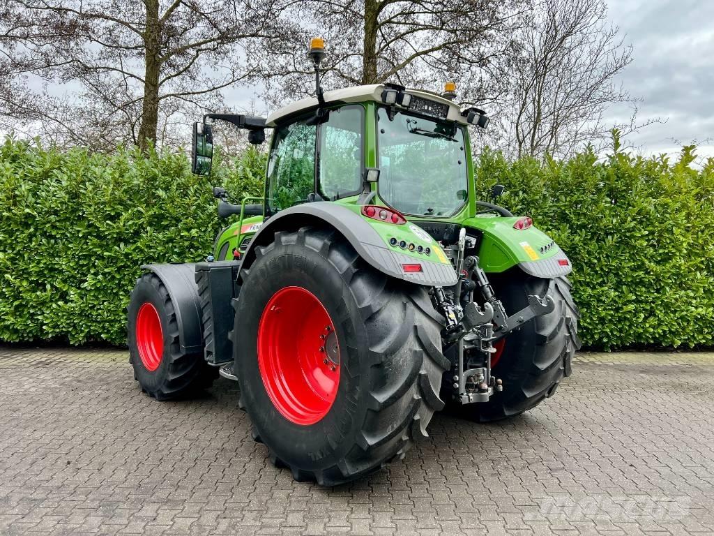 Fendt 724 S4 Profi الجرارات