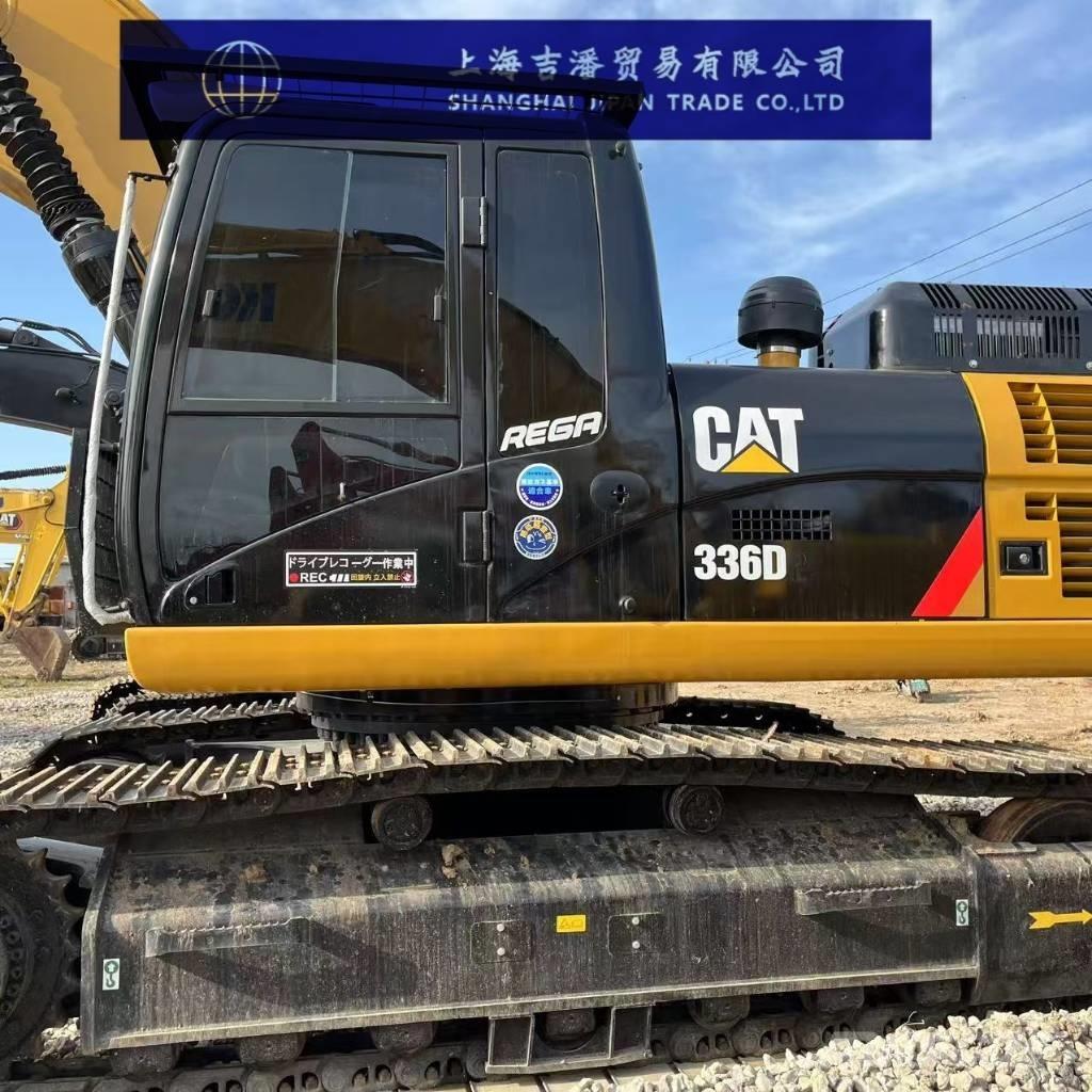 CAT 336 D حفارات زحافة