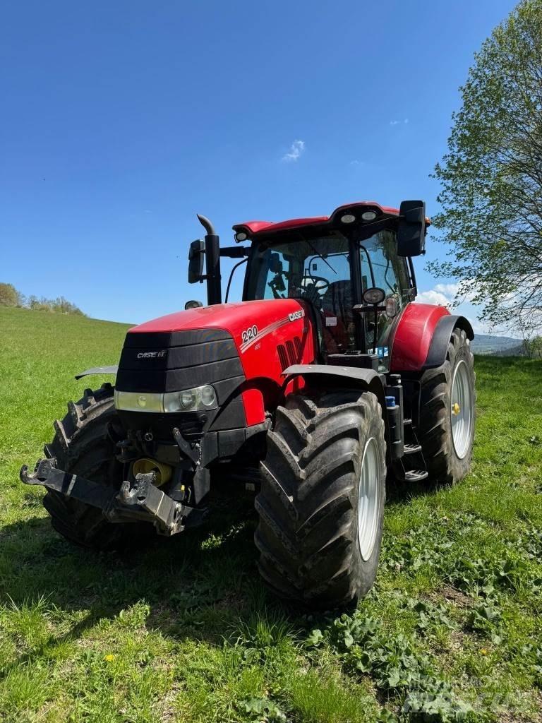 Case IH Puma 220 الجرارات