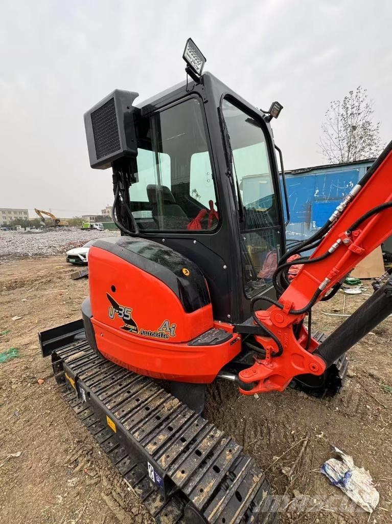 Kubota U 35 حفارات صغيرة أقل من 7 طن (حفارات صغيرة)