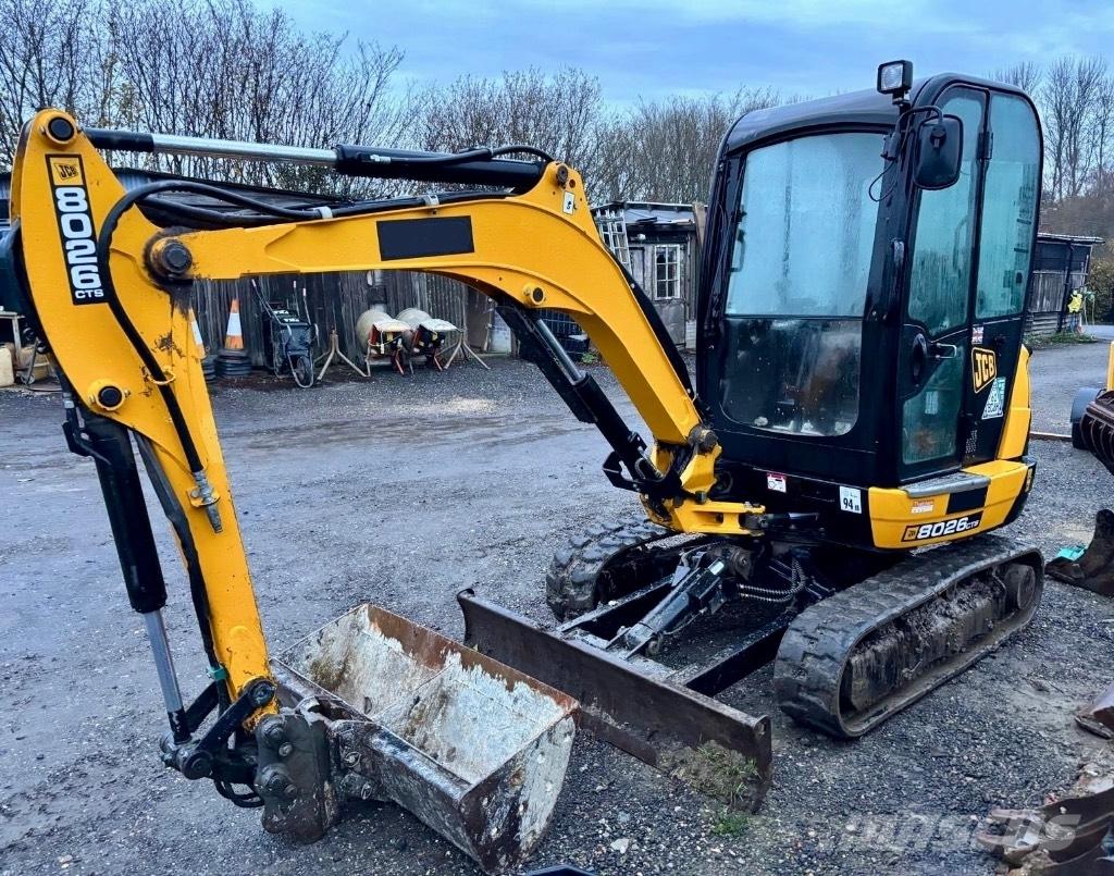 JCB 8026 CTS حفارات صغيرة أقل من 7 طن (حفارات صغيرة)