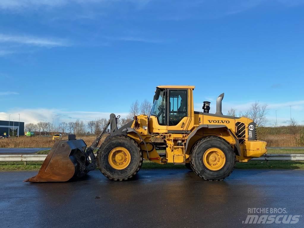 Volvo L120F لوادر بعجل