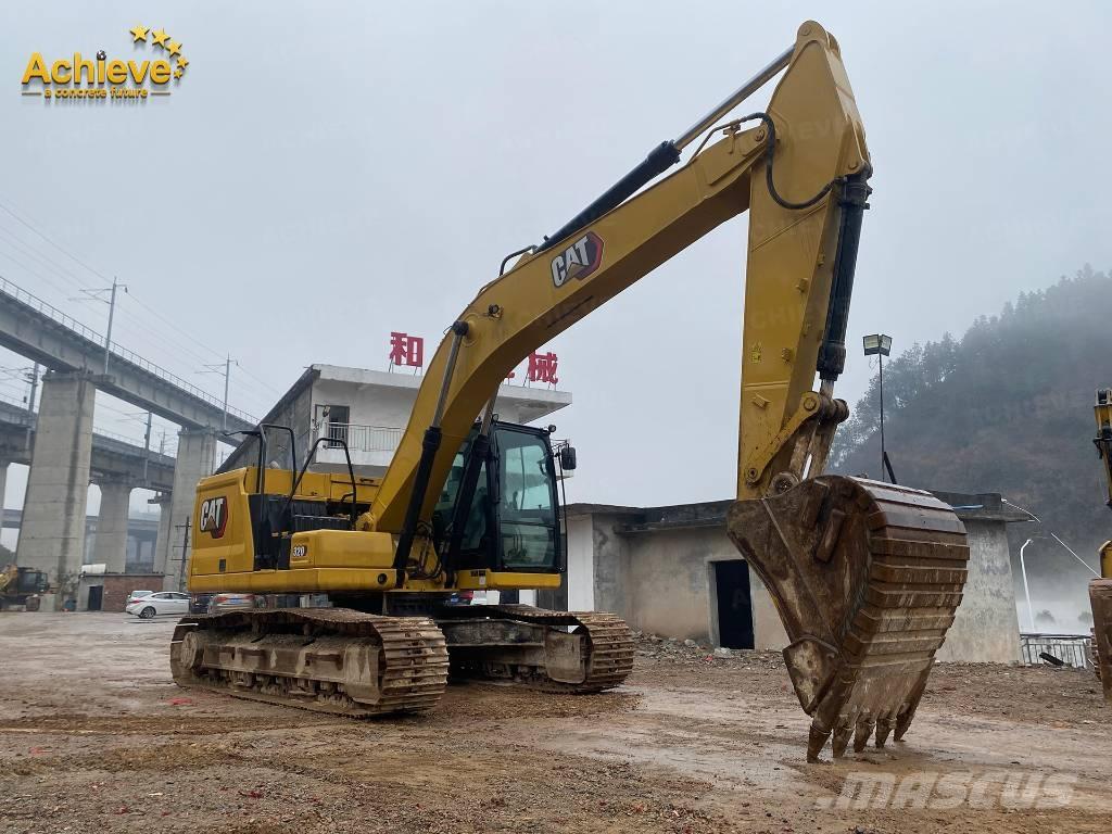 CAT 320 حفارات زحافة