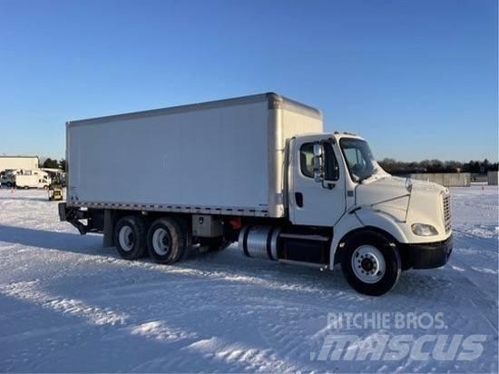 Freightliner M 106 شاحنات ذات هيكل صندوقي