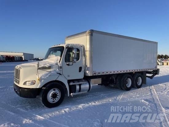 Freightliner M 106 شاحنات ذات هيكل صندوقي